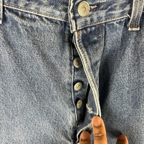 Vintage 80s Levi's 501XX Medium Wash Jeans Size 34 Waist 33" Inseam 31.5" - Picture 7 of 16
